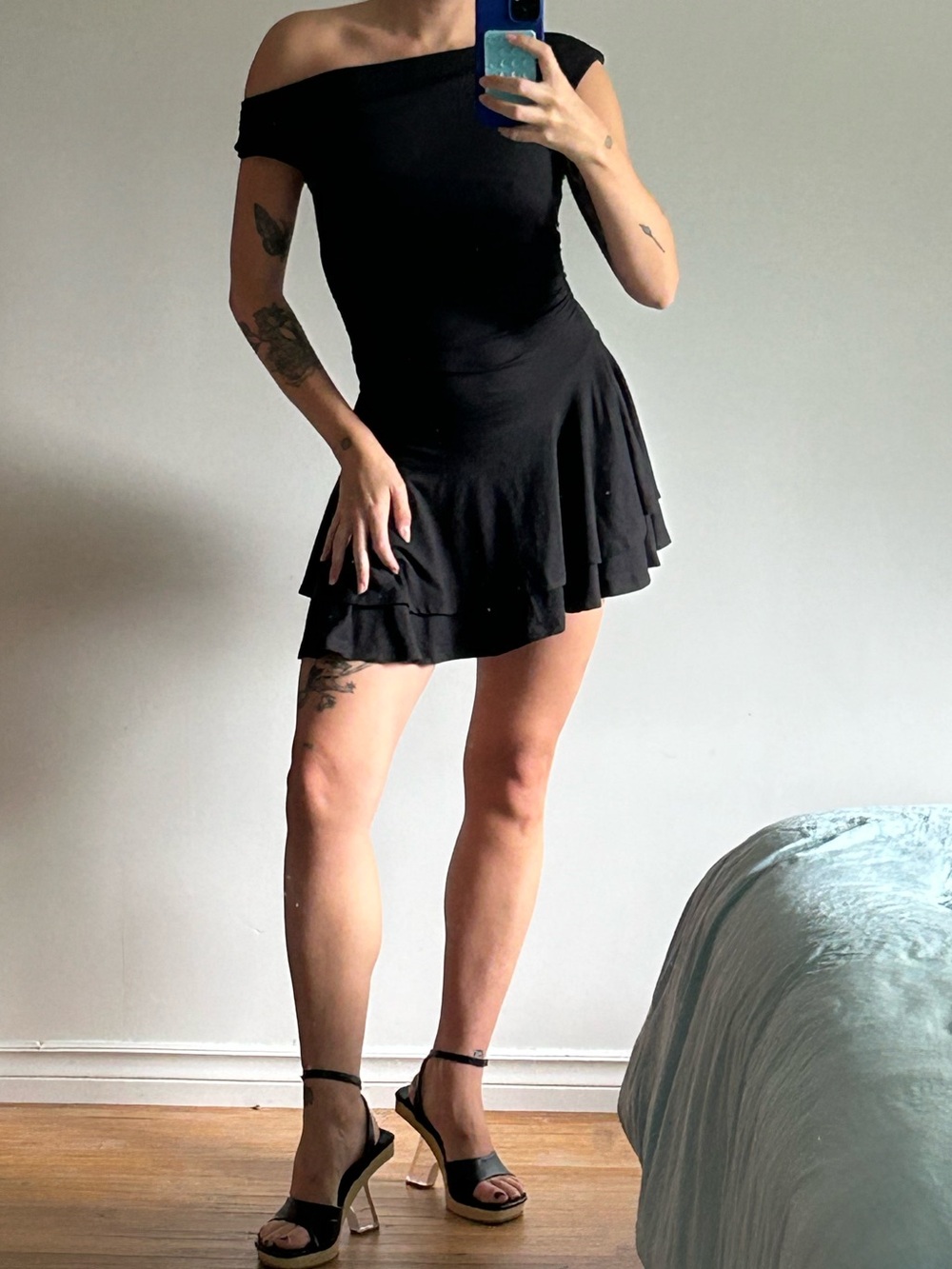 Forever 21 Off-Shoulder Black Skater Dress - Picture 1 of 5